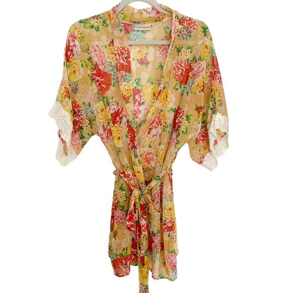 Angela Tomiye Hawaiian Floral Short Sheer Kimono Robe Coverup One Size - Picture 1 of 5